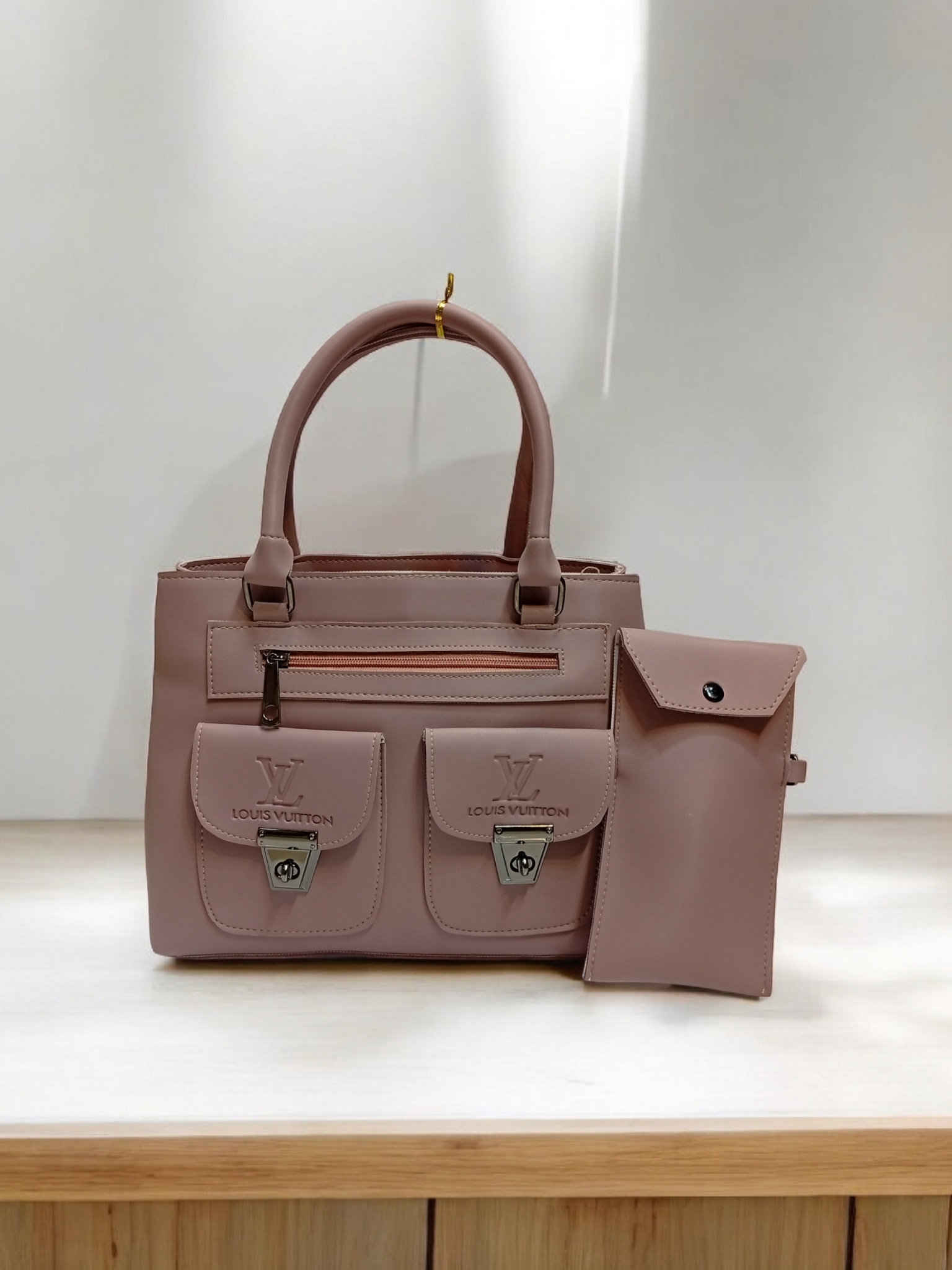 *BEAUTIFUL LADIES HAND BAGS*
