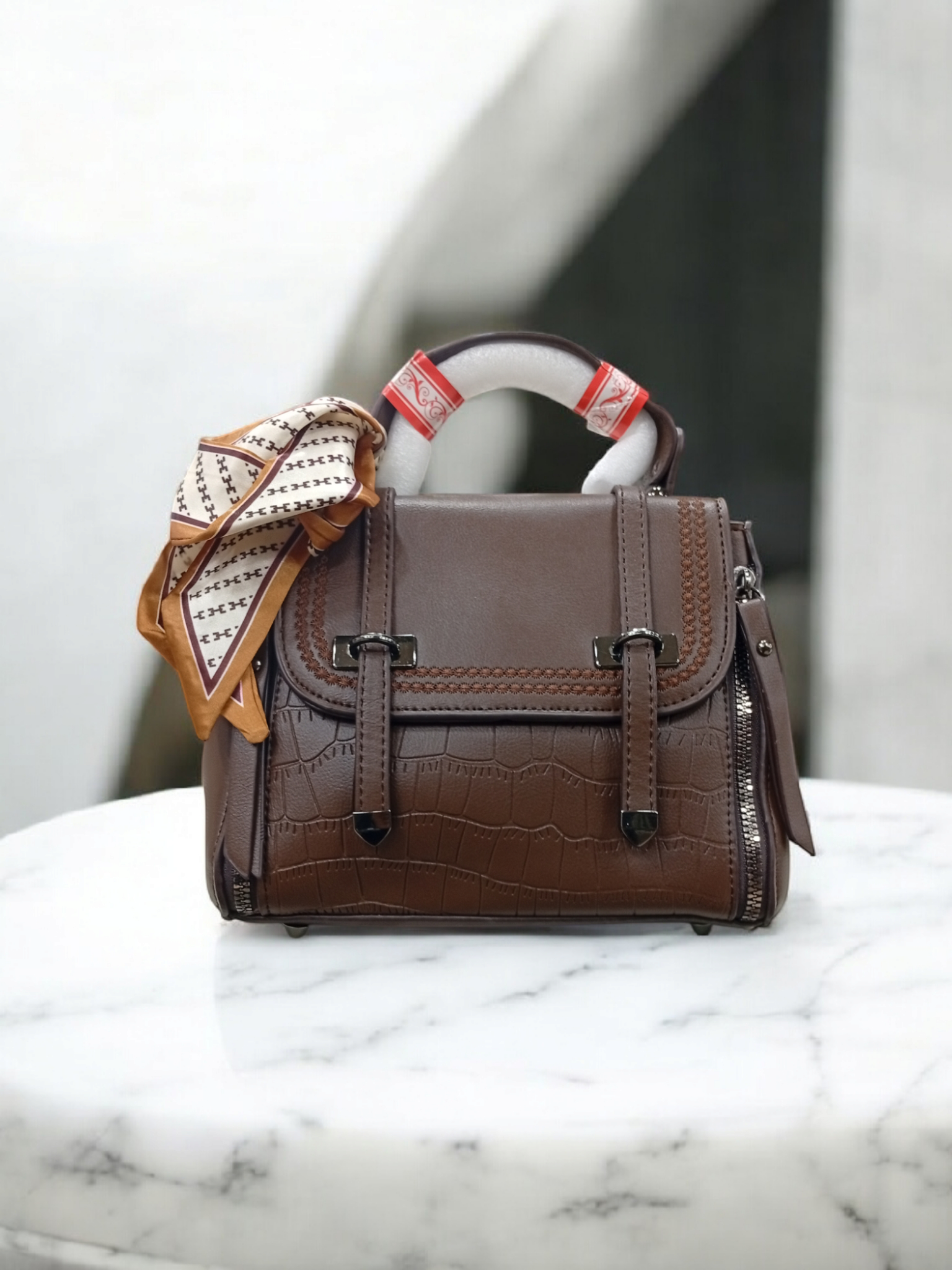 *BEAUTIFUL IMPORTED CROSS BODY BAGS*