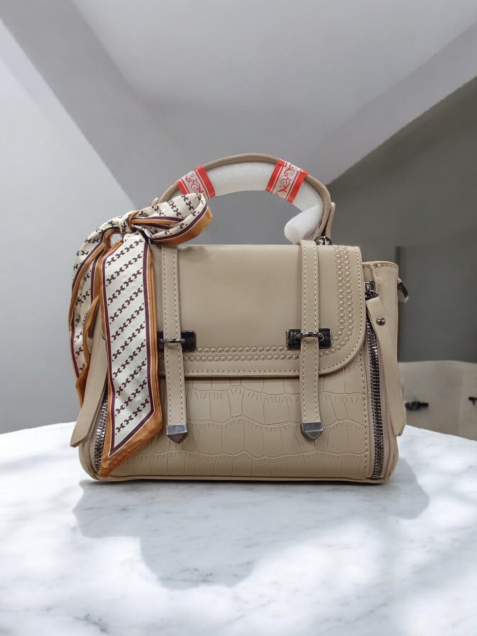 *BEAUTIFUL IMPORTED CROSS BODY BAGS*