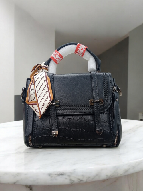 *BEAUTIFUL IMPORTED CROSS BODY BAGS*