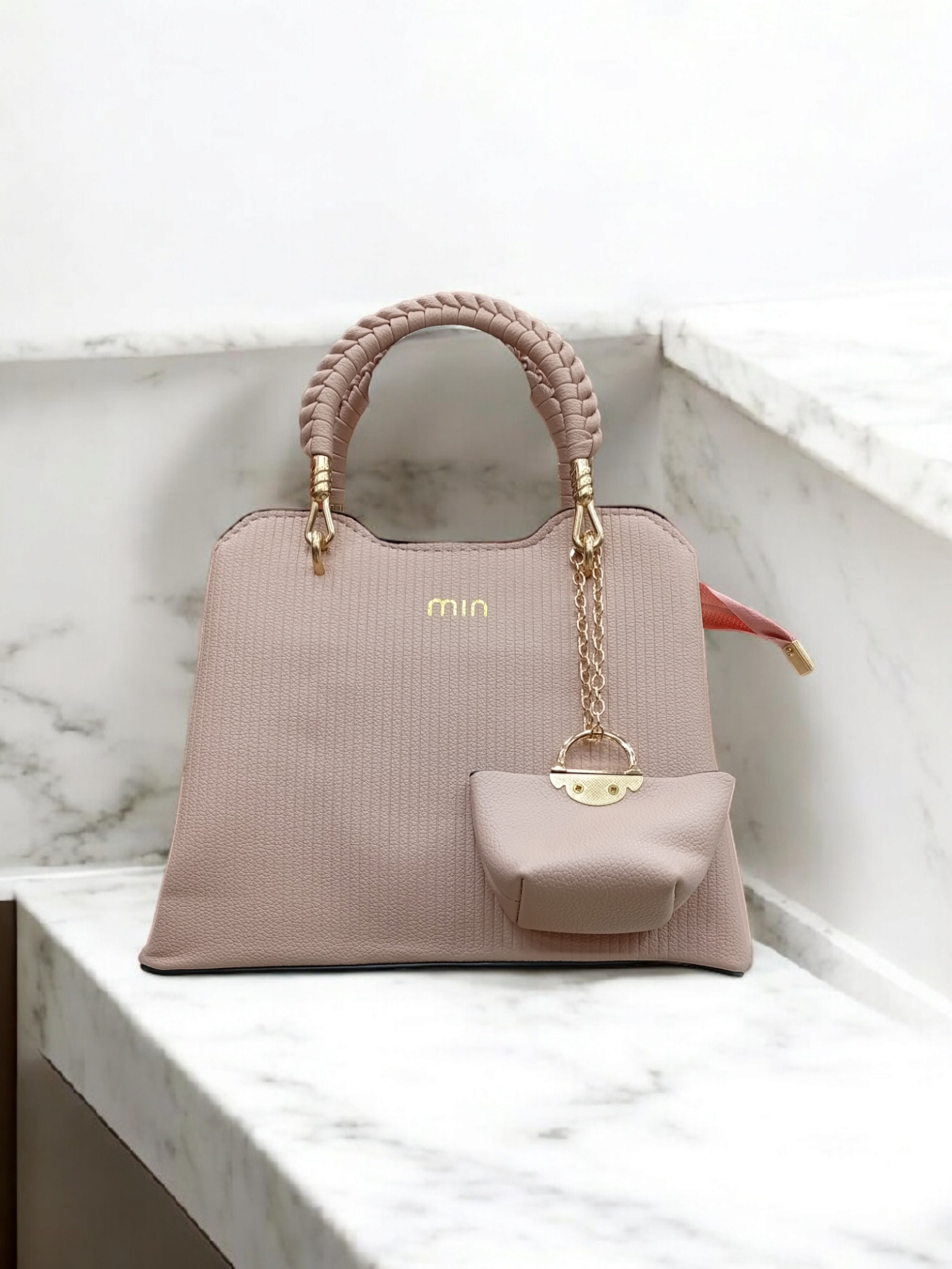 *BEAUTIFUL IMPORTED HAND BAGS*