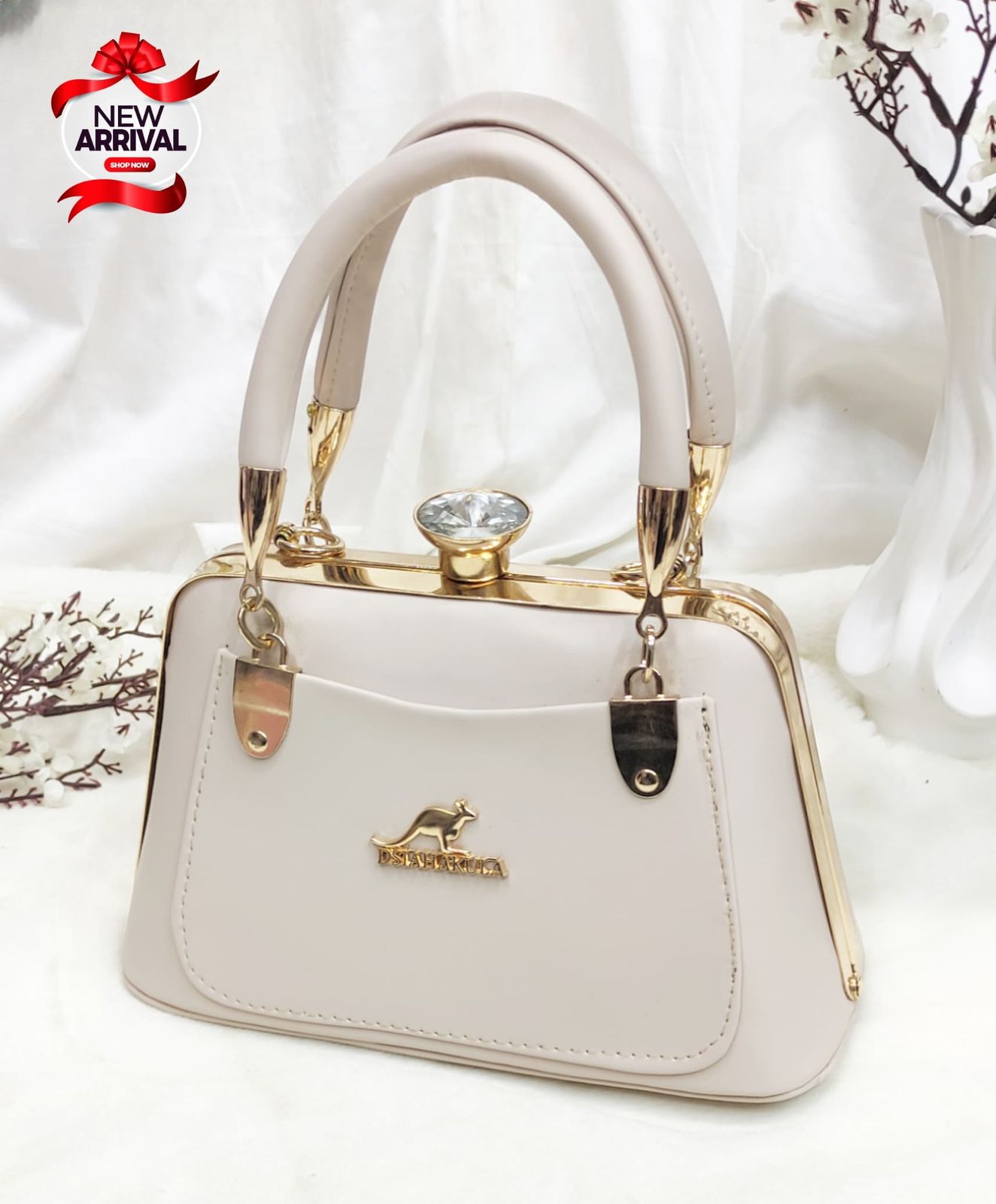 🎀  Unique Frame Cross Body Bag for Girls