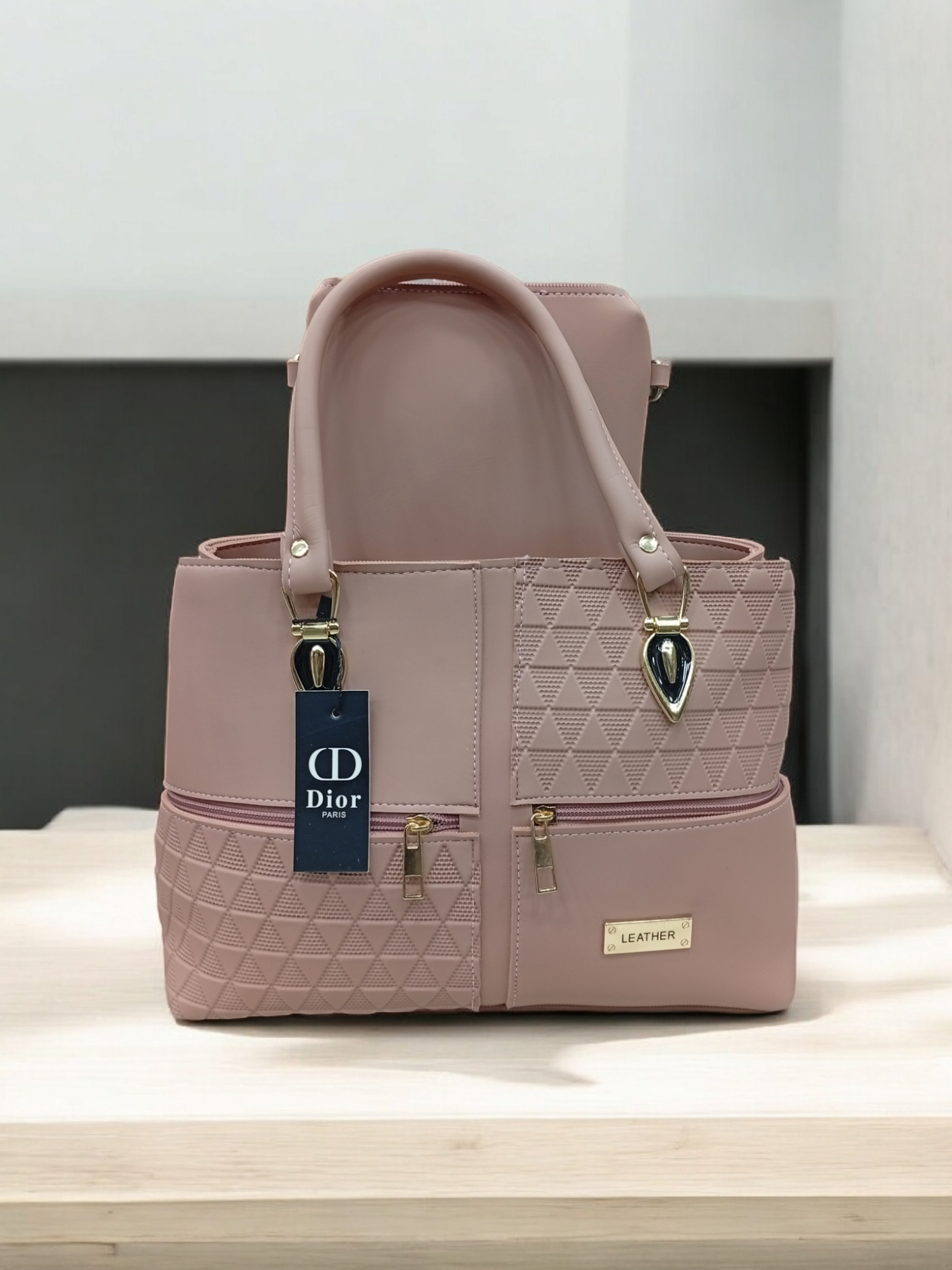 *BEAUTIFUL LADIES HAND BAGS*