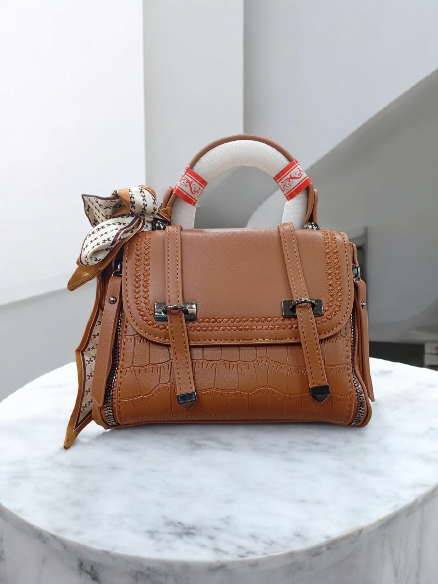 *BEAUTIFUL IMPORTED CROSS BODY BAGS*